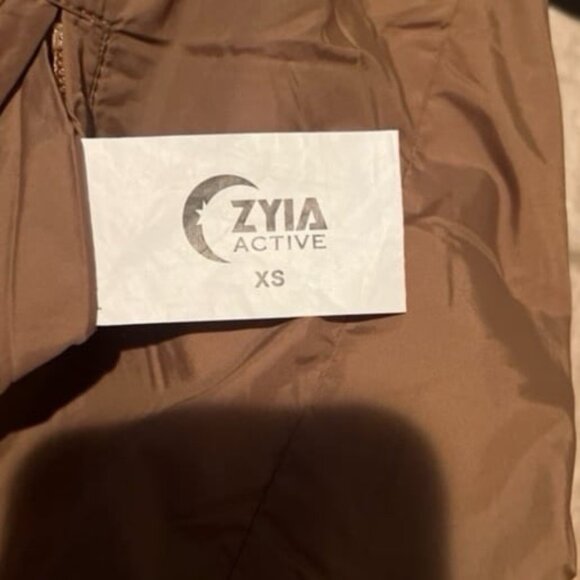 Zyia Camel Sierra Sherpa  Reversible Jacket - Picture 5 of 5